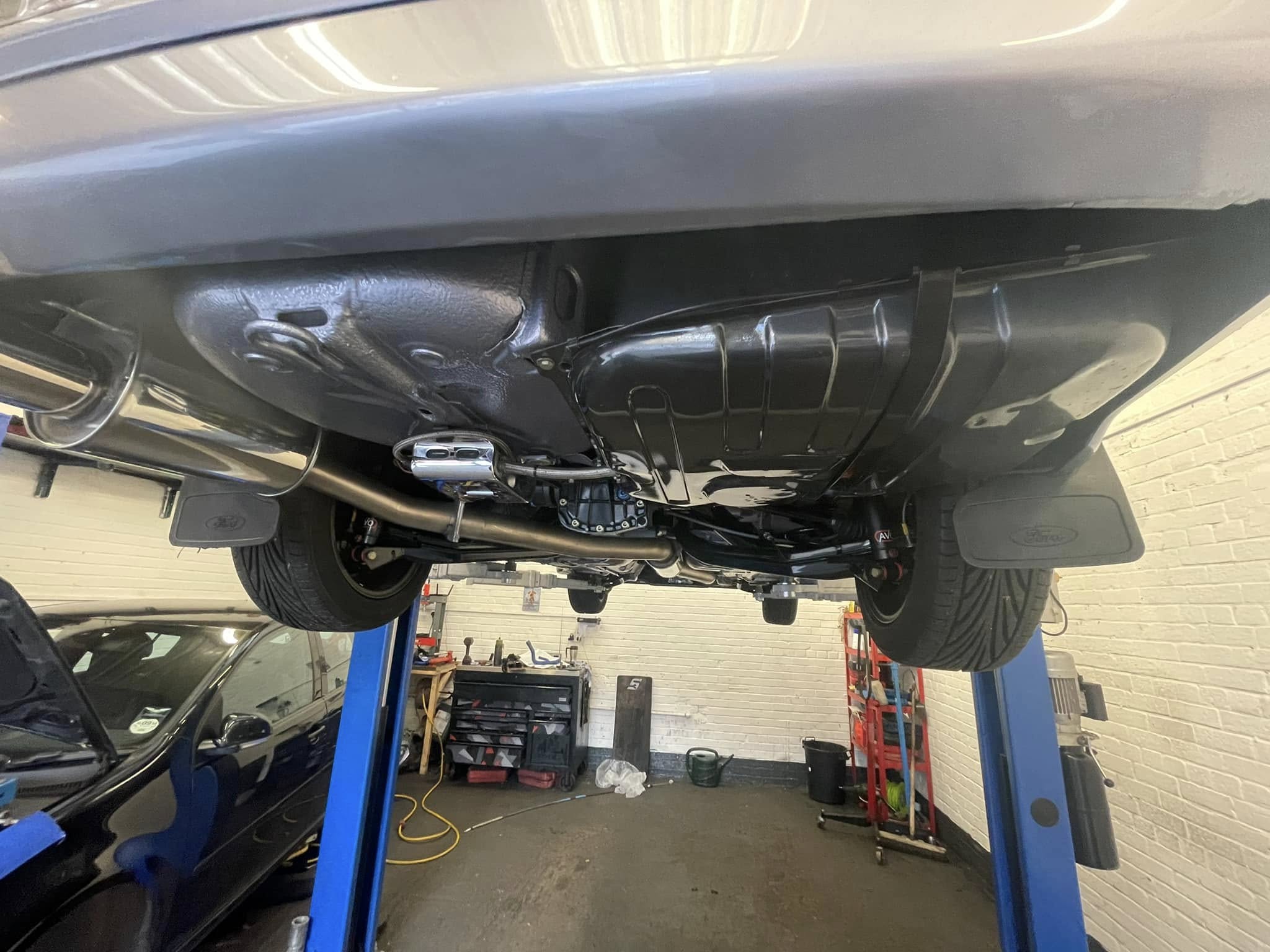 Rob's Auto Repairs workshop: car repair and servicing in South Birmingham (11)