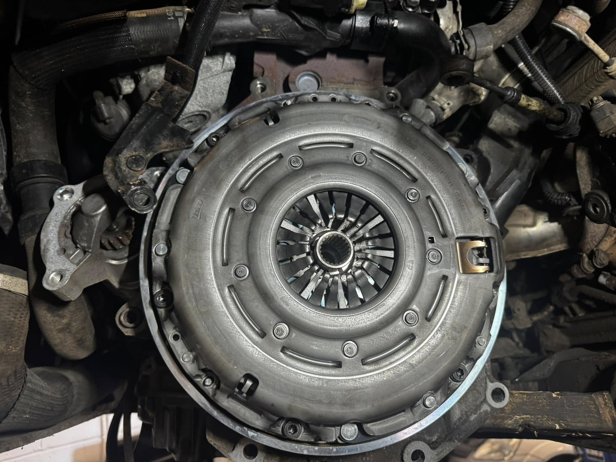 Rob's Auto Repairs workshop: car repair and servicing in South Birmingham (12)